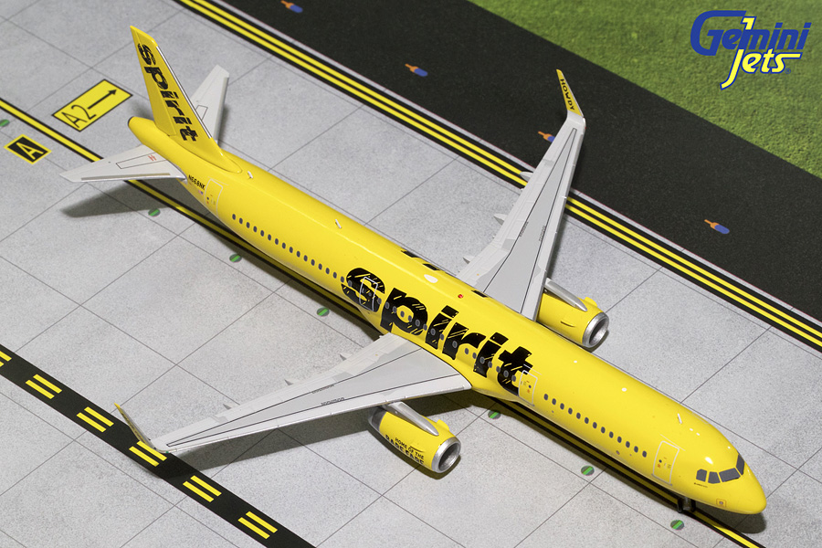 spirit airlines toy plane